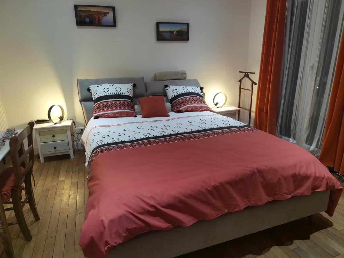 Les Pingouins De La Marne Bed & Breakfast Льо-Перо-Сюр-Марн Екстериор снимка