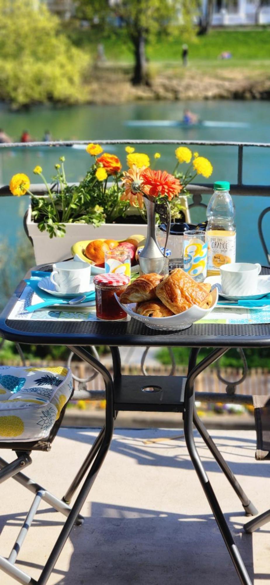 Les Pingouins De La Marne Bed & Breakfast Льо-Перо-Сюр-Марн Екстериор снимка